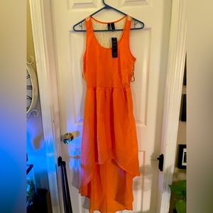 NWT Women’s Sz L high low dress with lace back
